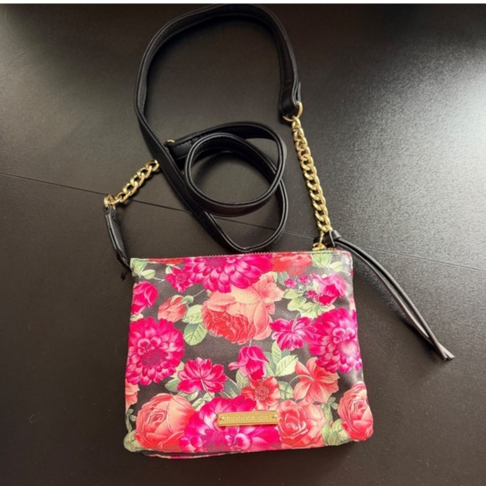 Madden Girl Floral‎ Crossbody Purse Pink Rose Print Chain Strap Clutch Bag